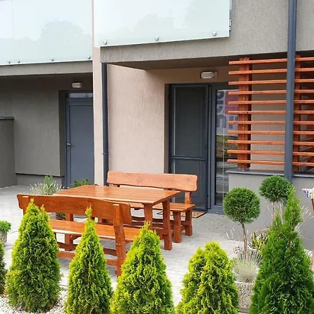 Apartmanovy Dom Diamond Apartman Sima Podhájska Exterior foto